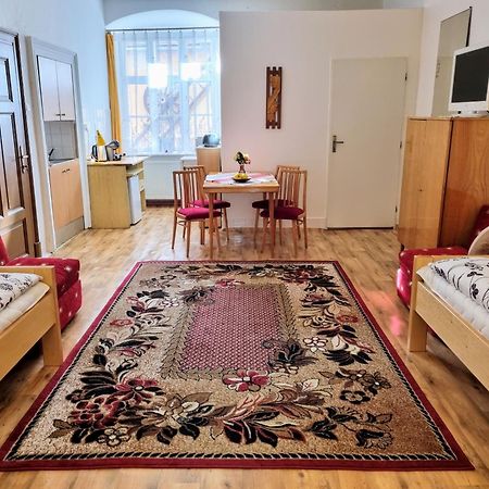 Apartment In A Historical House In The Center Of Левоча Екстер'єр фото